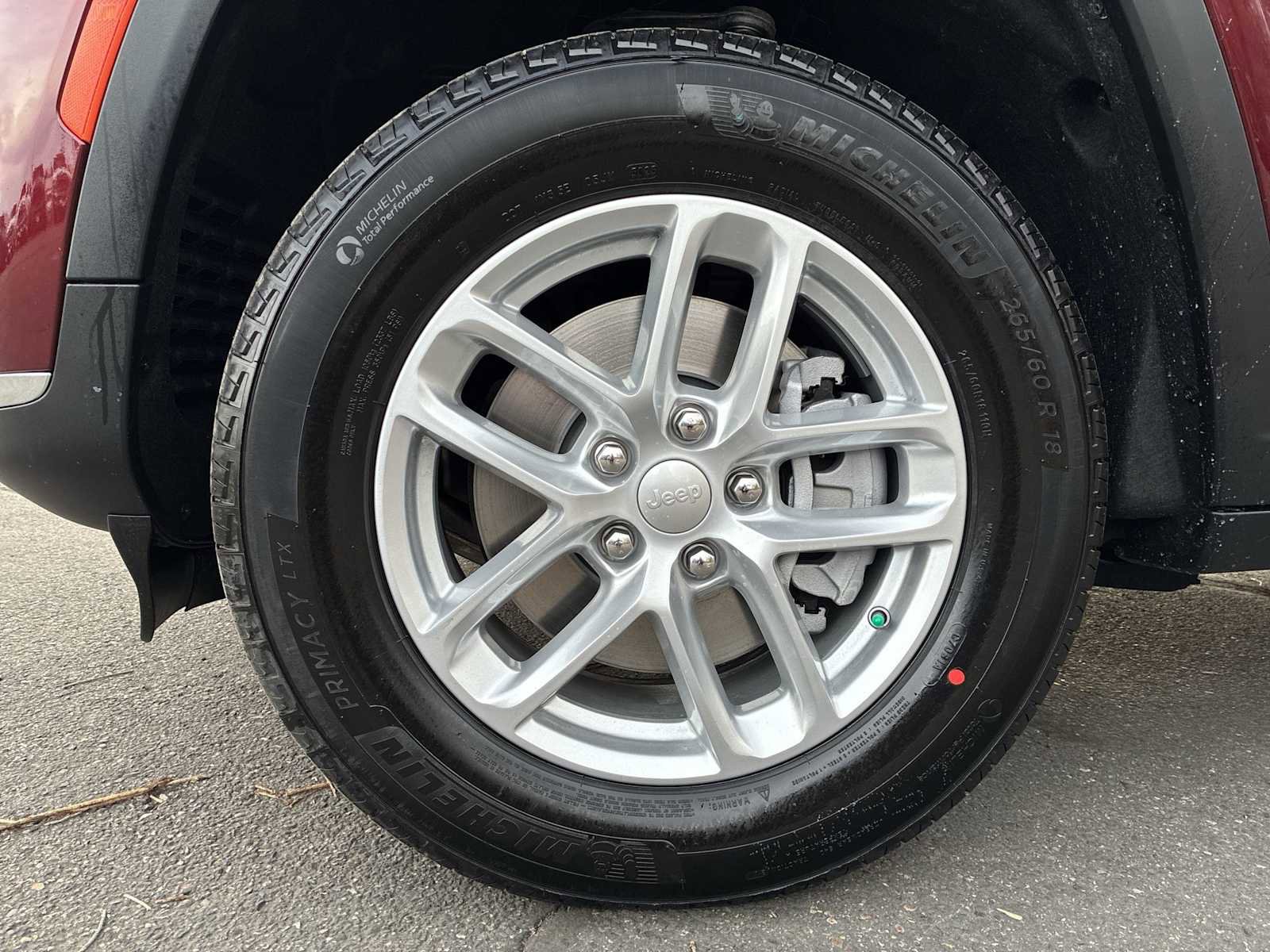 New 2026 Jeep Grand Cherokee L Laredo image 18