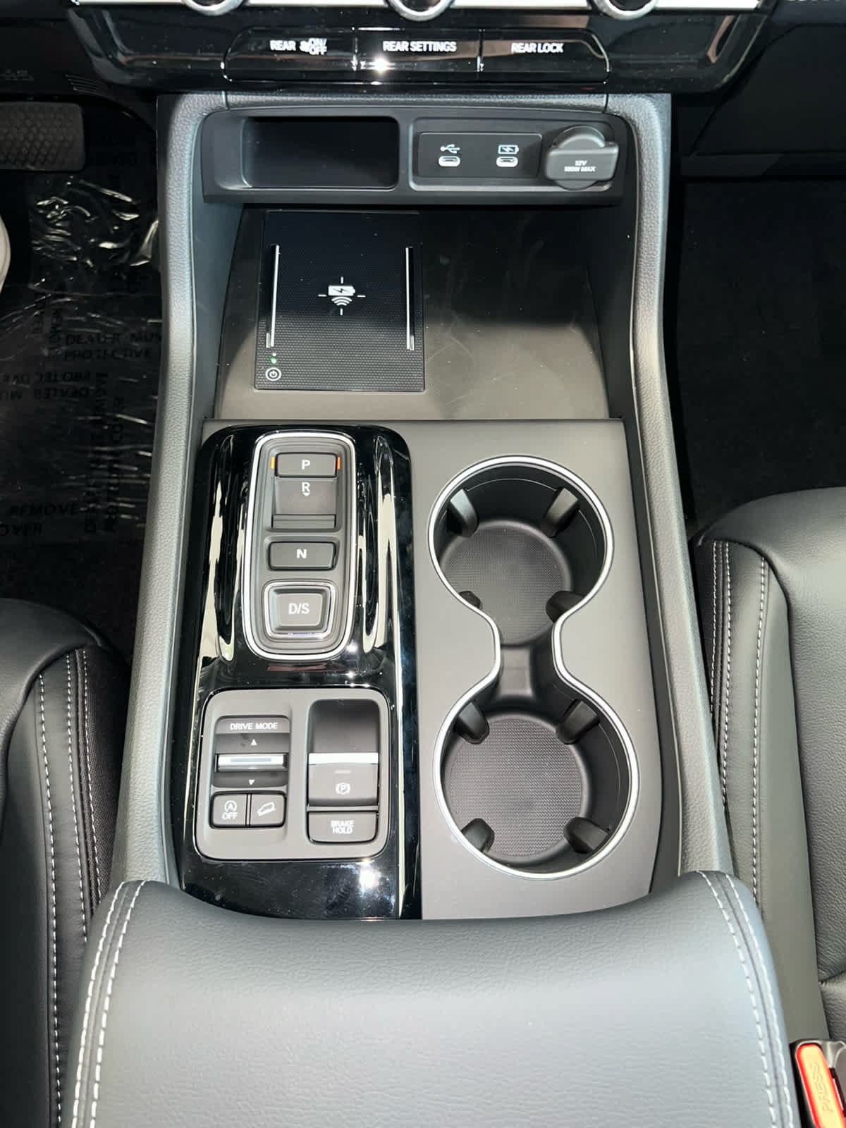 New 2026 Honda Pilot Touring image 28