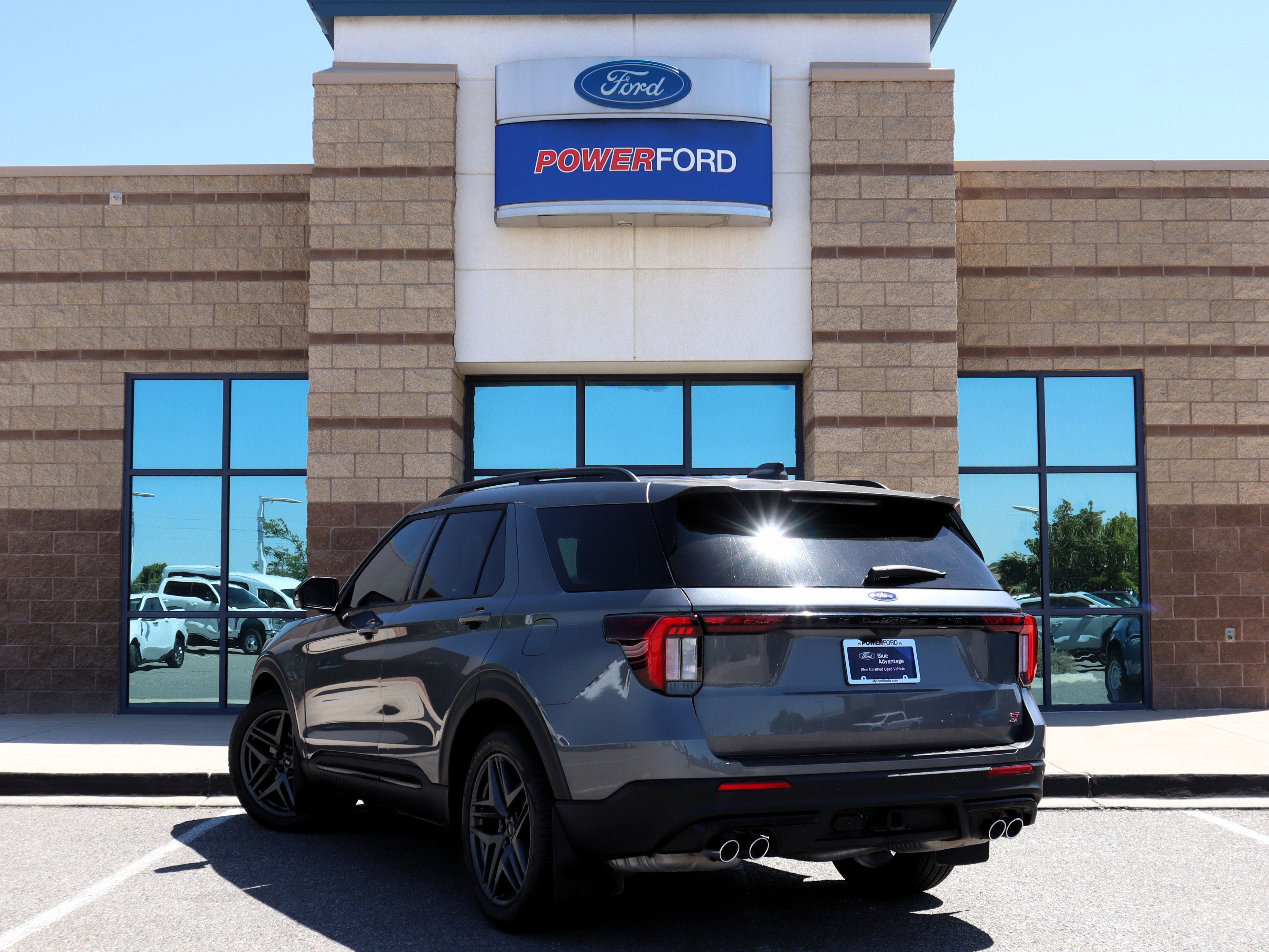 Certified 2025 Ford Explorer ST w/ Sun And Sound Package AWD/4WD image 8