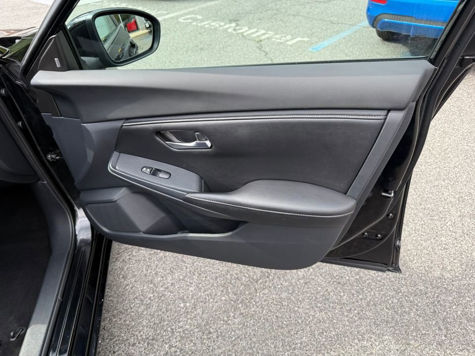 Used 2022 Nissan Sentra SV w/ All-Weather Package image 29