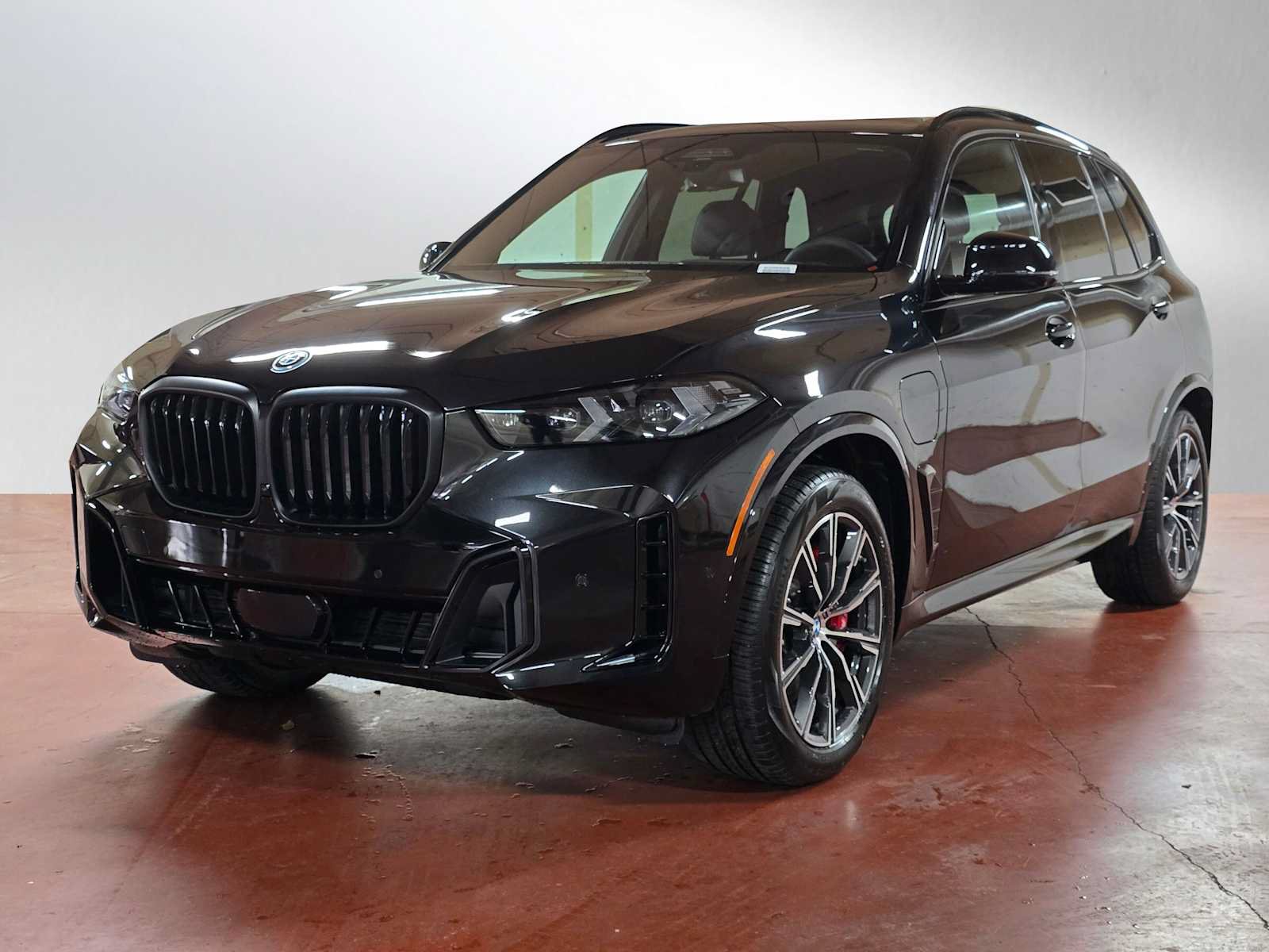 Used 2026 BMW X5 xDrive50e w/ M Sport Package AWD/4WD image 7