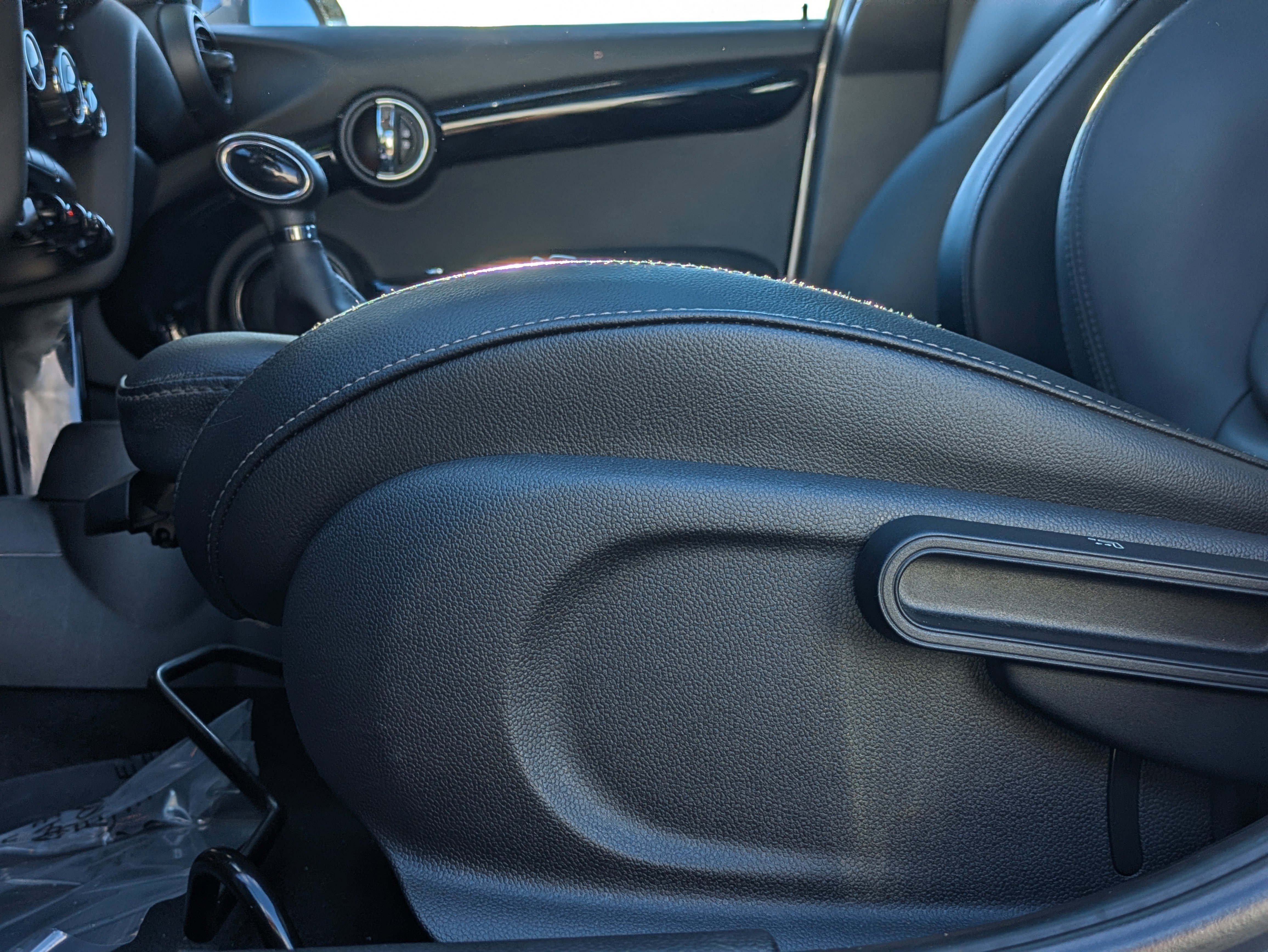 Used 2016 MINI Cooper S image 21