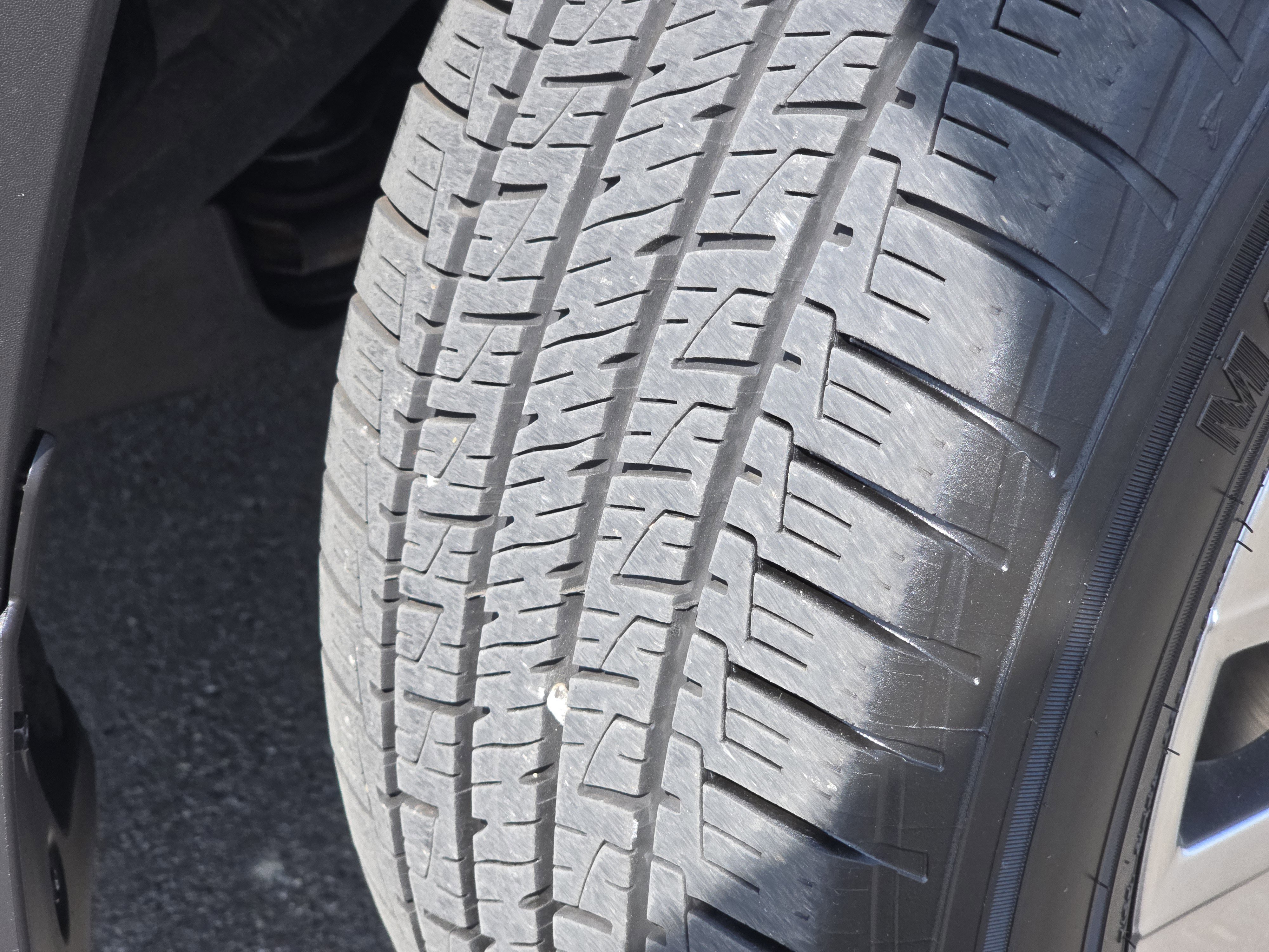 Used 2020 Toyota RAV4 Limited image 15