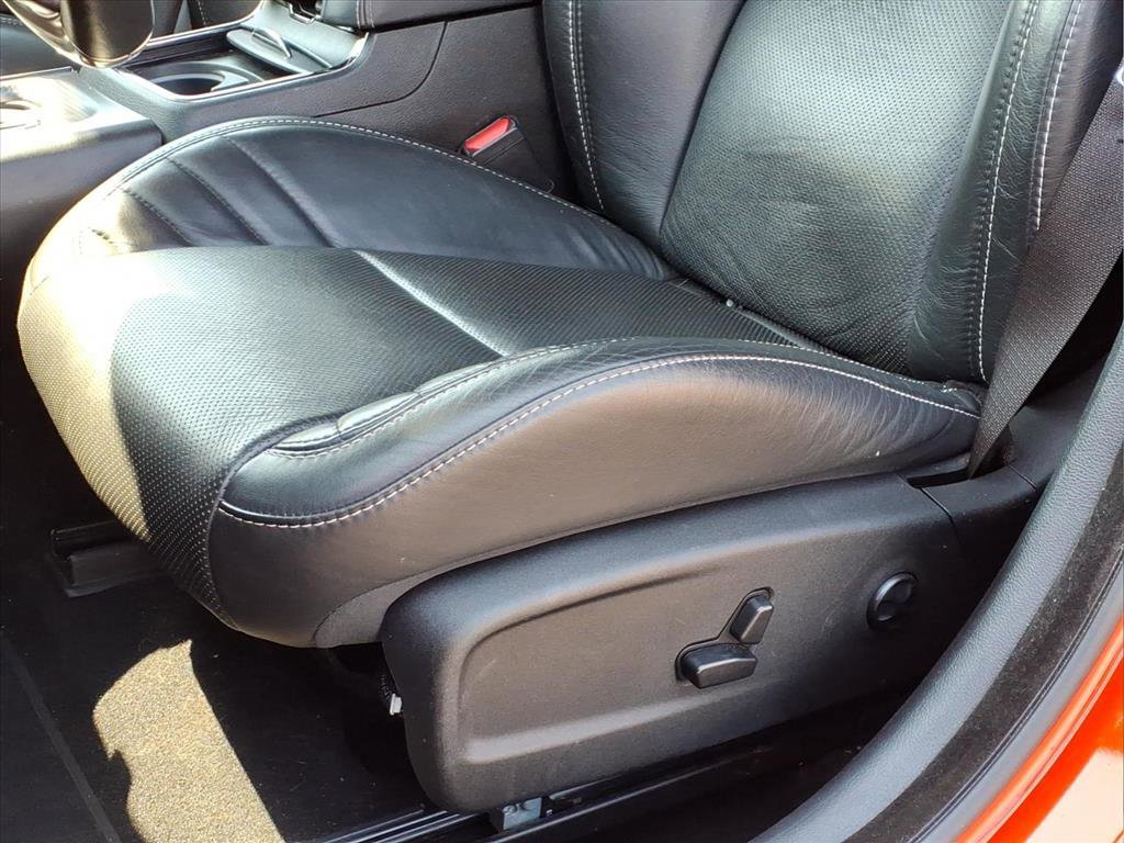Used 2019 Dodge Charger SRT Hellcat w/ Navigation & Travel Group image 18