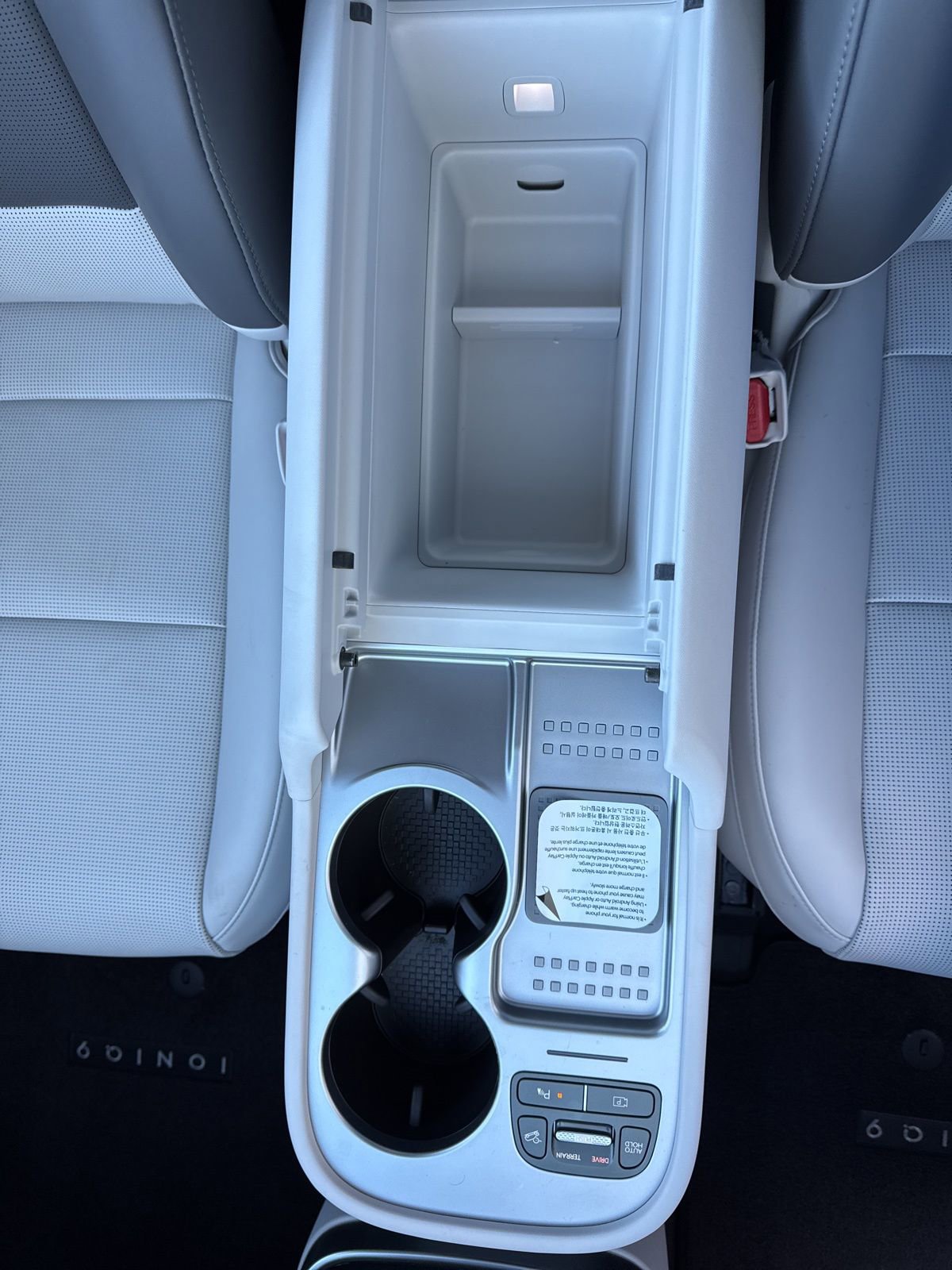 Used 2026 Hyundai Ioniq 9 SEL image 38