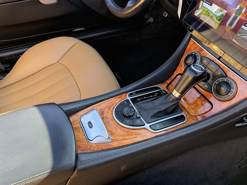 Used 2006 Mercedes-Benz SL 65 AMG image 21