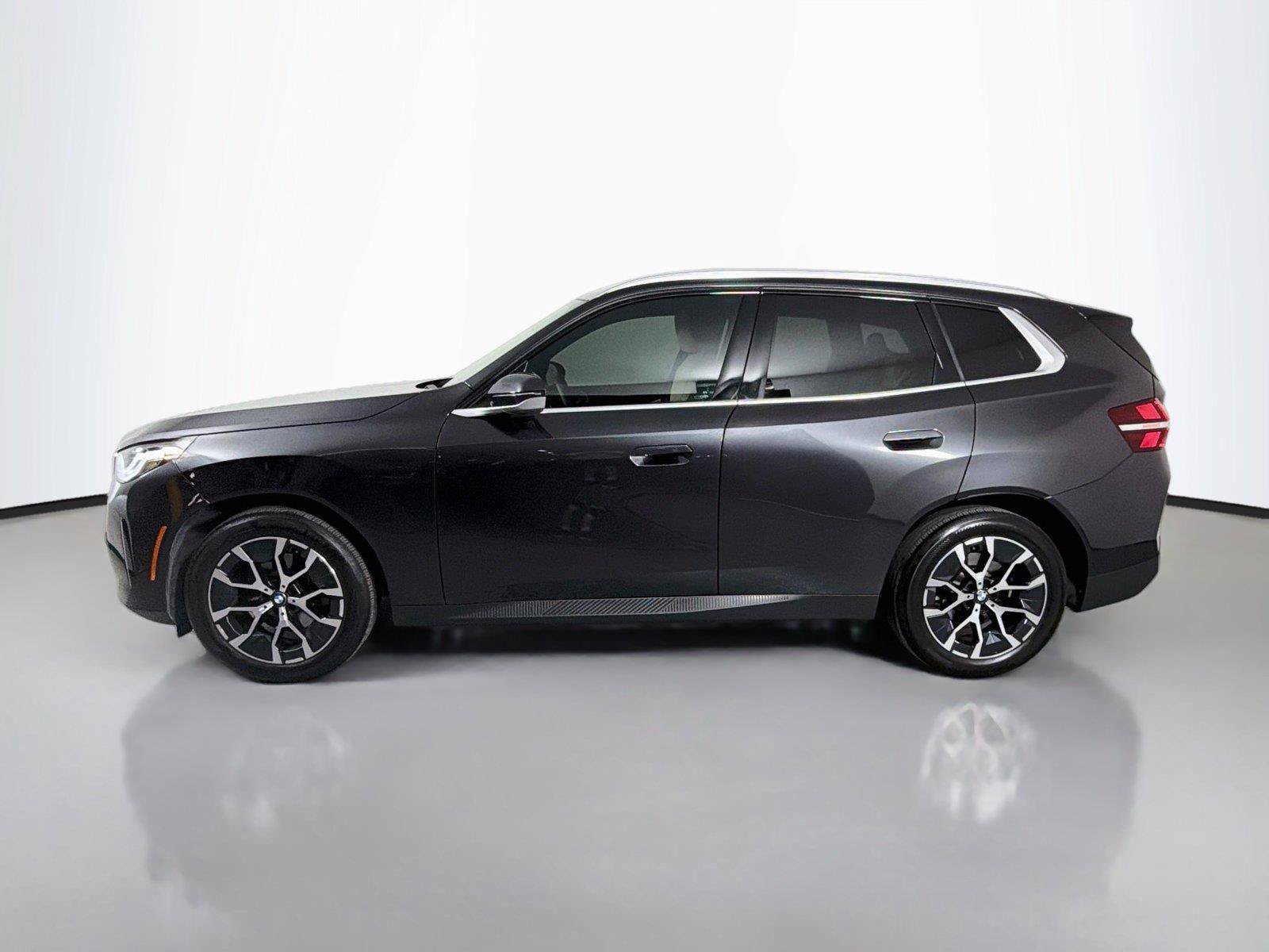 Used 2026 BMW X3 xDrive30i w/ Convenience Package AWD/4WD image 9