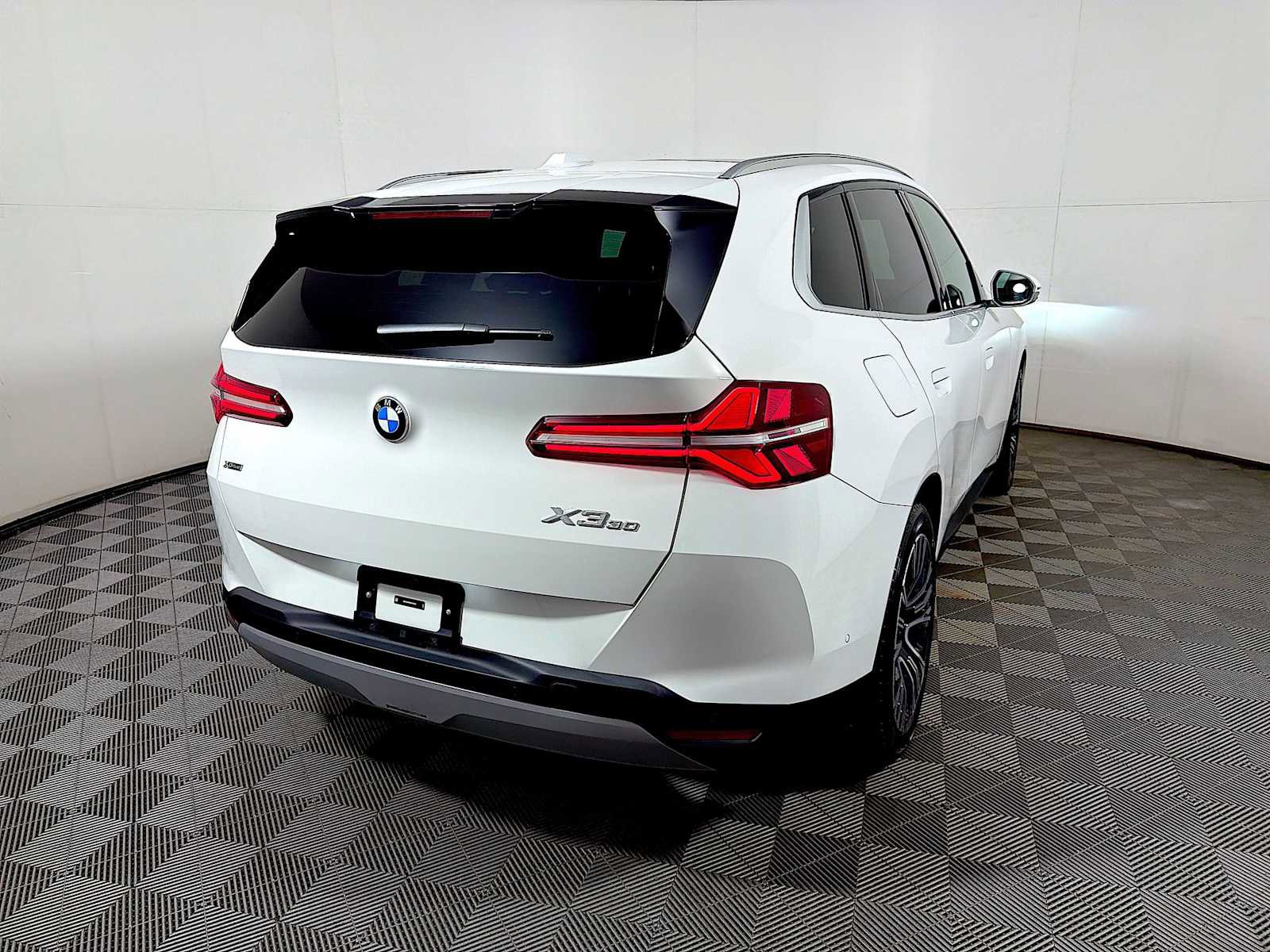 Used 2025 BMW X3 xDrive30 AWD/4WD image 6