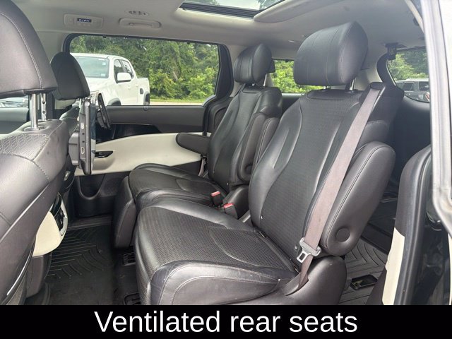 Used 2022 Kia Carnival SX Prestige FWD image 19