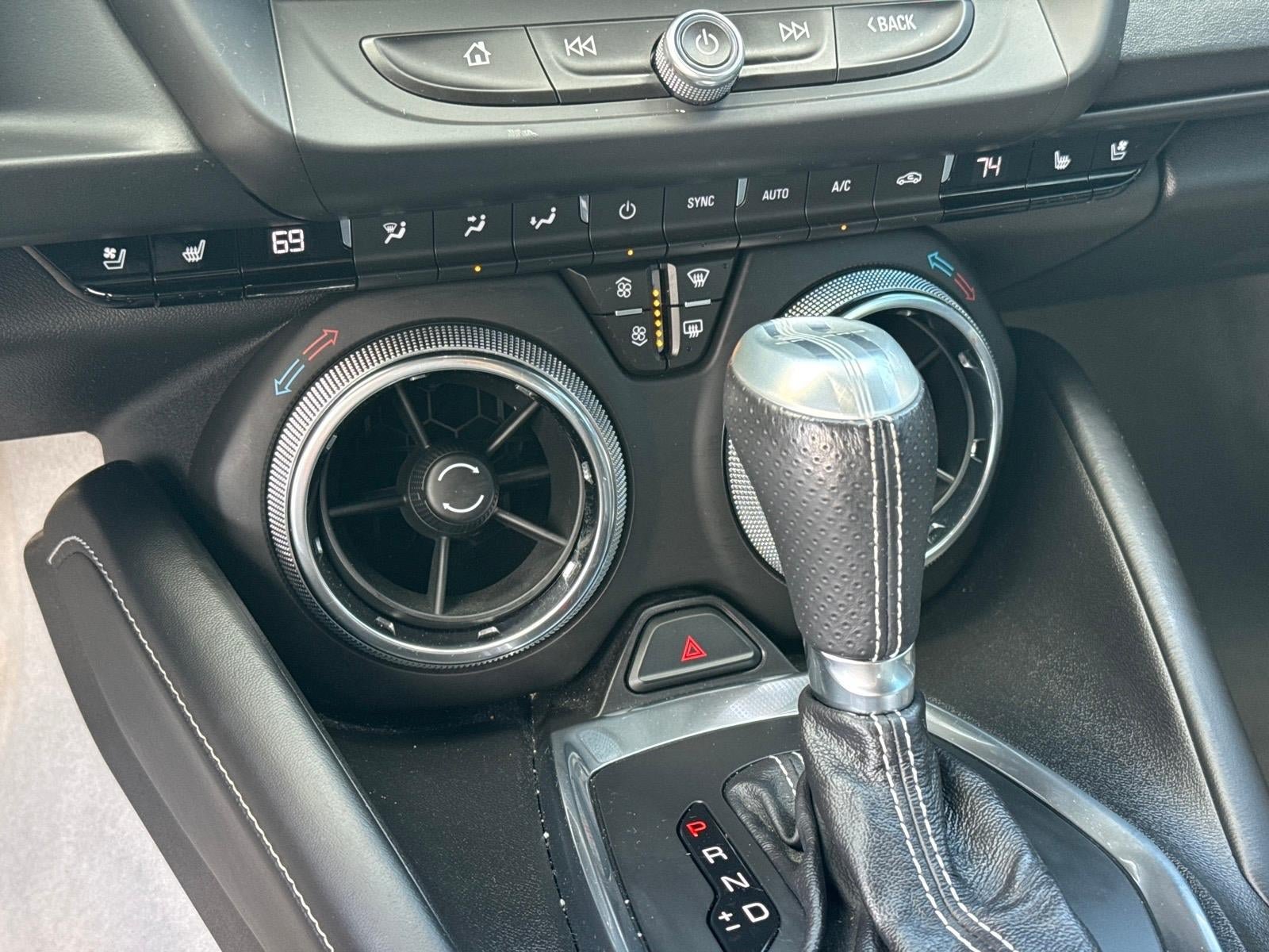 Used 2018 Chevrolet Camaro SS w/ LPO RS/SS Interior Package RWD image 11
