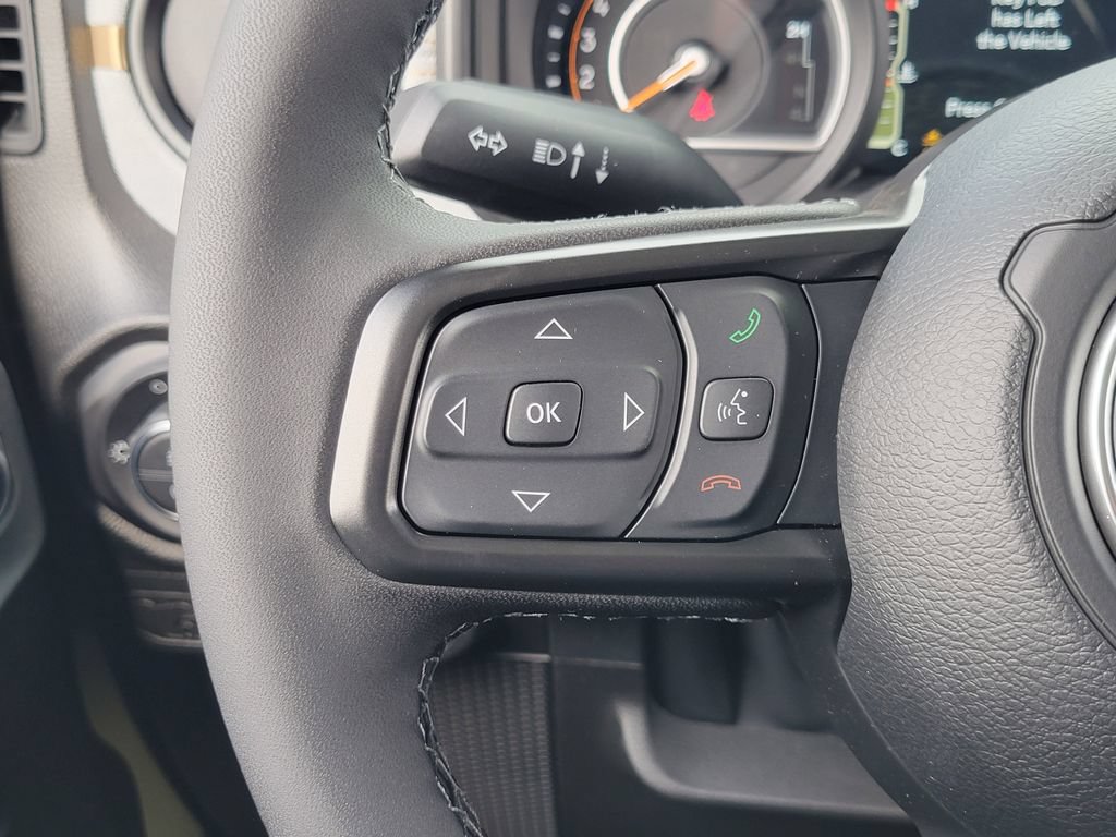 New 2026 Jeep Gladiator Sport AWD/4WD image 5