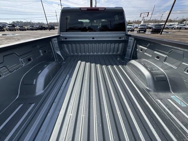 New 2026 Chevrolet Silverado 2500 Custom w/ Custom Value Package AWD/4WD image 24