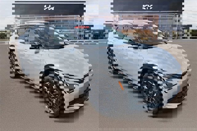 New 2025 Kia EV6 Light w/ Light LR Technology Package image 10