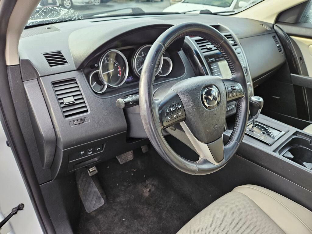 Used 2014 MAZDA CX-9 Touring w/ Touring Technology Package image 19