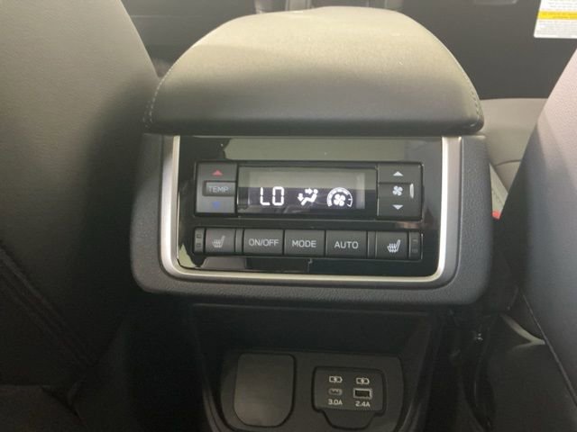 New 2026 Subaru Ascent Limited AWD/4WD image 13