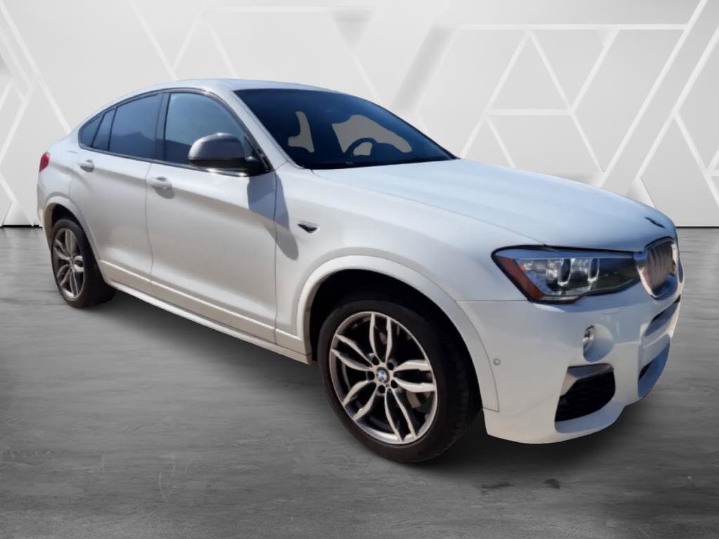 Used 2018 BMW X4 M40i image 4