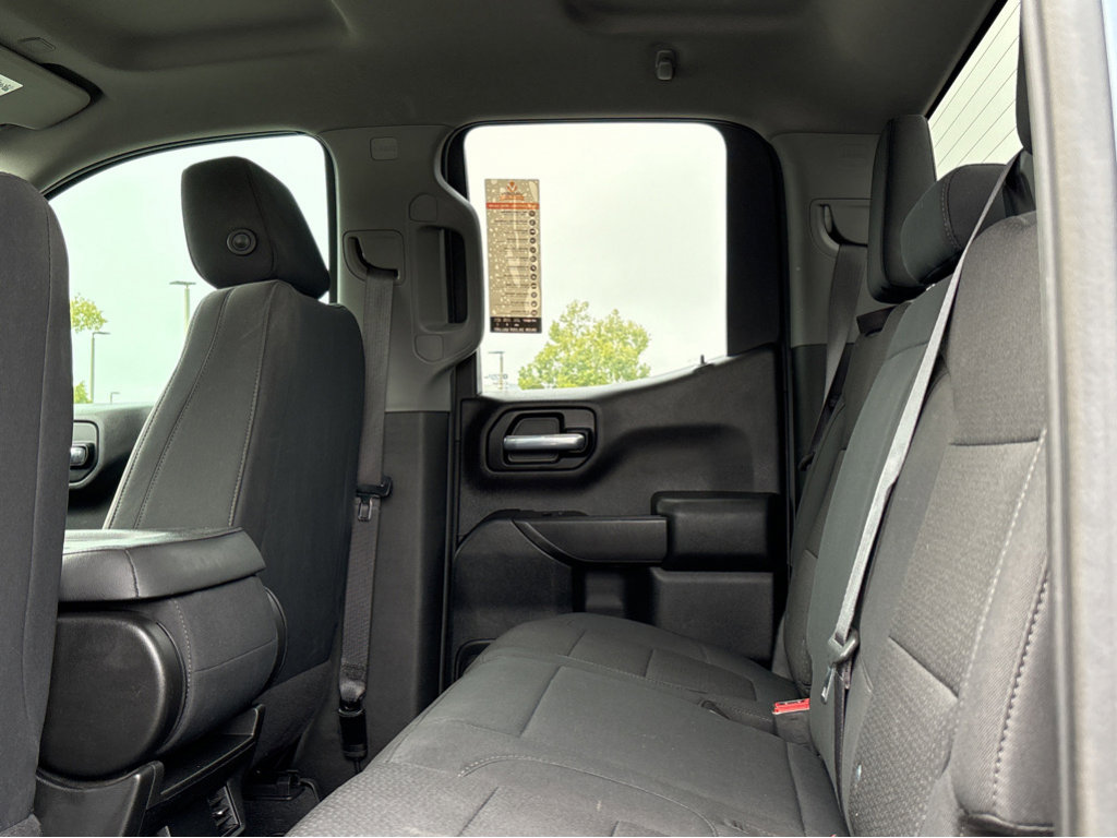 Used 2021 Chevrolet Silverado 1500 Custom image 17