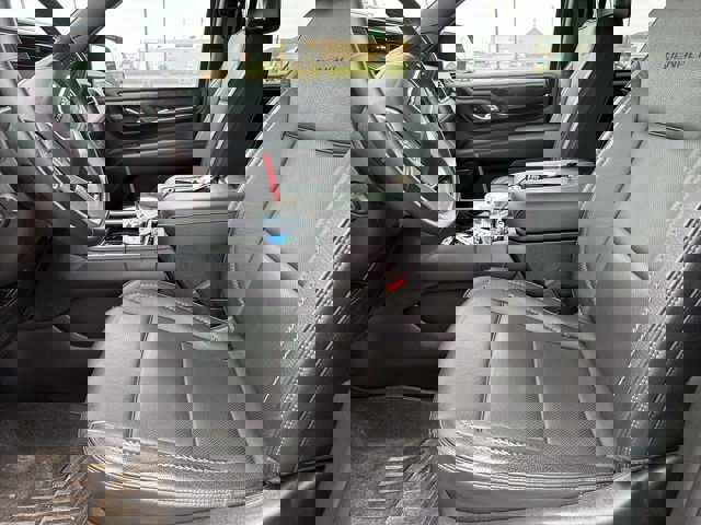 Used 2023 GMC Yukon Denali w/ Max Trailering Package image 5