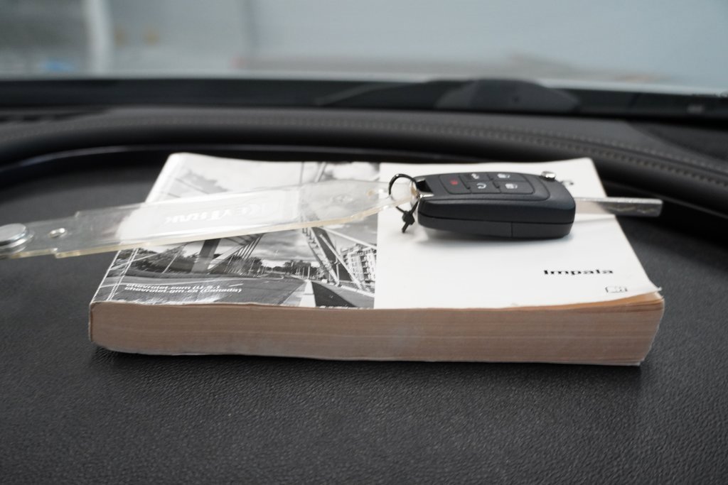 Used 2015 Chevrolet Impala LT w/ Convenience Package image 35