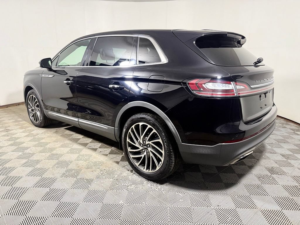 Used 2019 Lincoln Nautilus Reserve w/ Driver Assistance Package AWD/4WD image 4