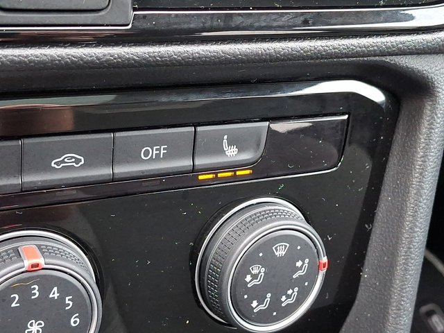 Certified 2023 Volkswagen Taos SE AWD/4WD image 29