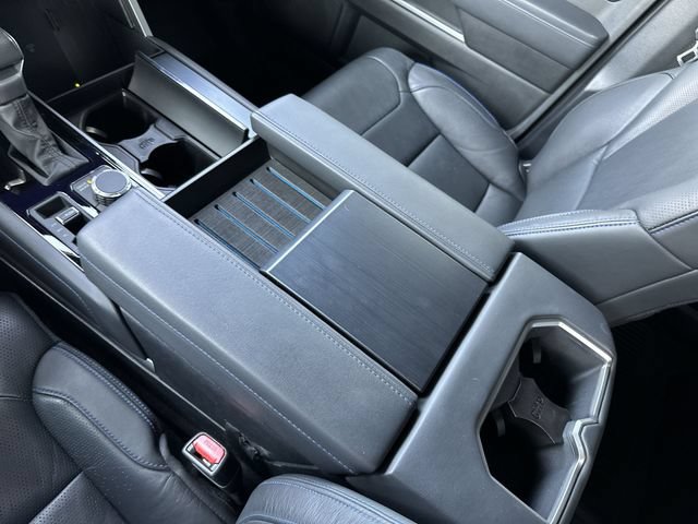 Used 2025 Toyota Tundra Platinum AWD/4WD image 22