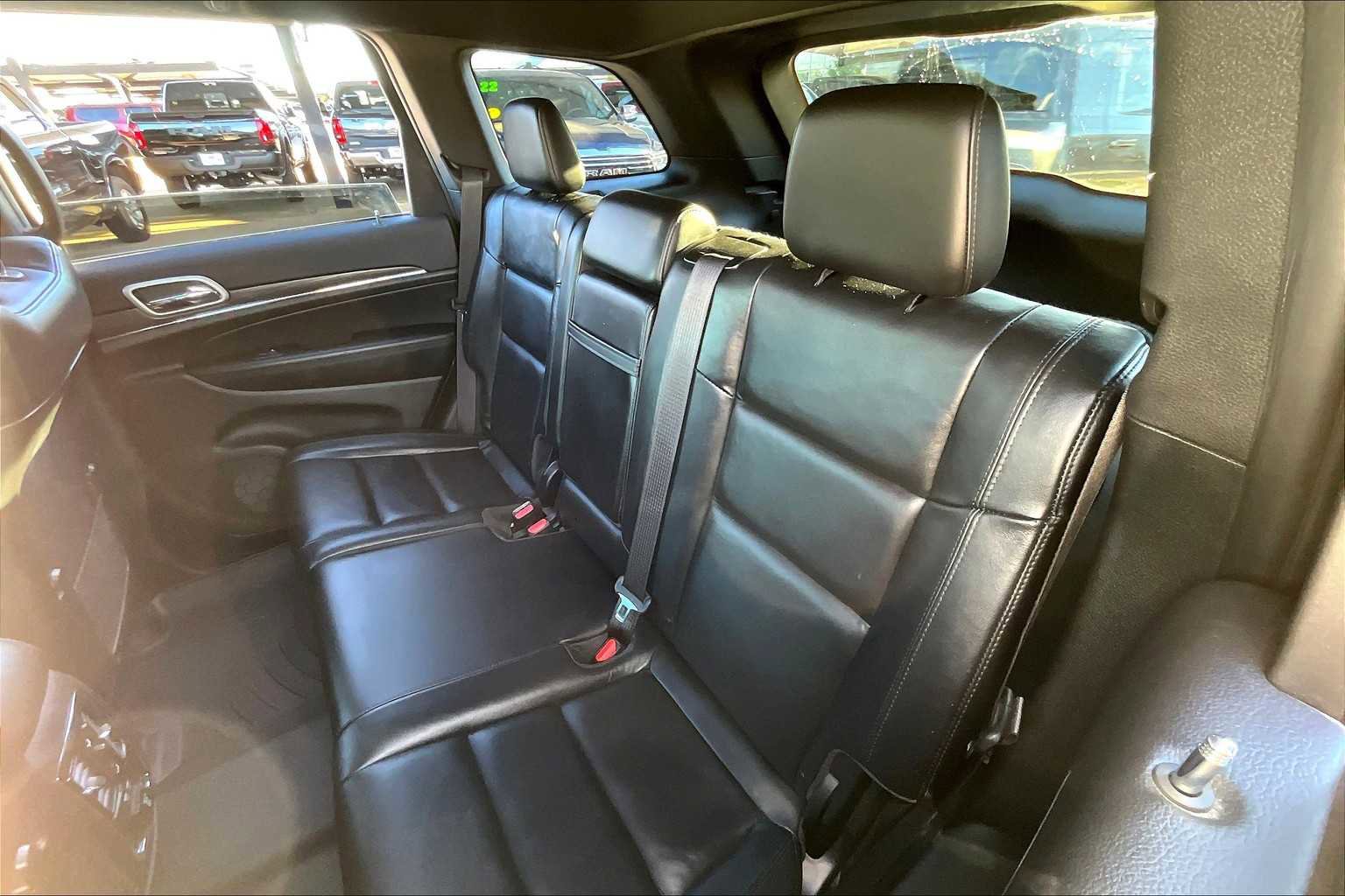 Used 2021 Jeep Grand Cherokee Limited image 19