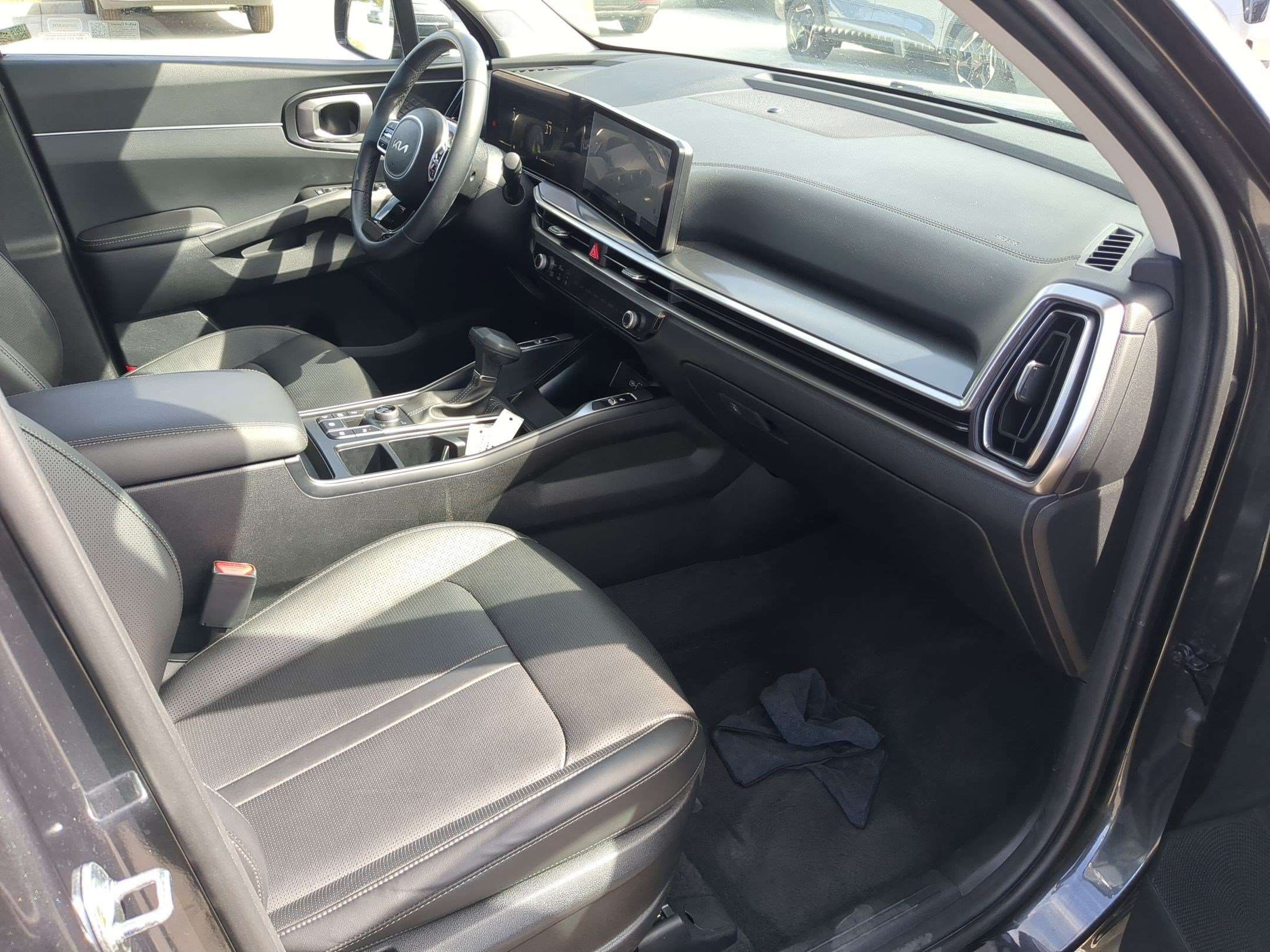 Used 2024 Kia Sorento S w/ Panoramic Sunroof Package AWD/4WD image 30