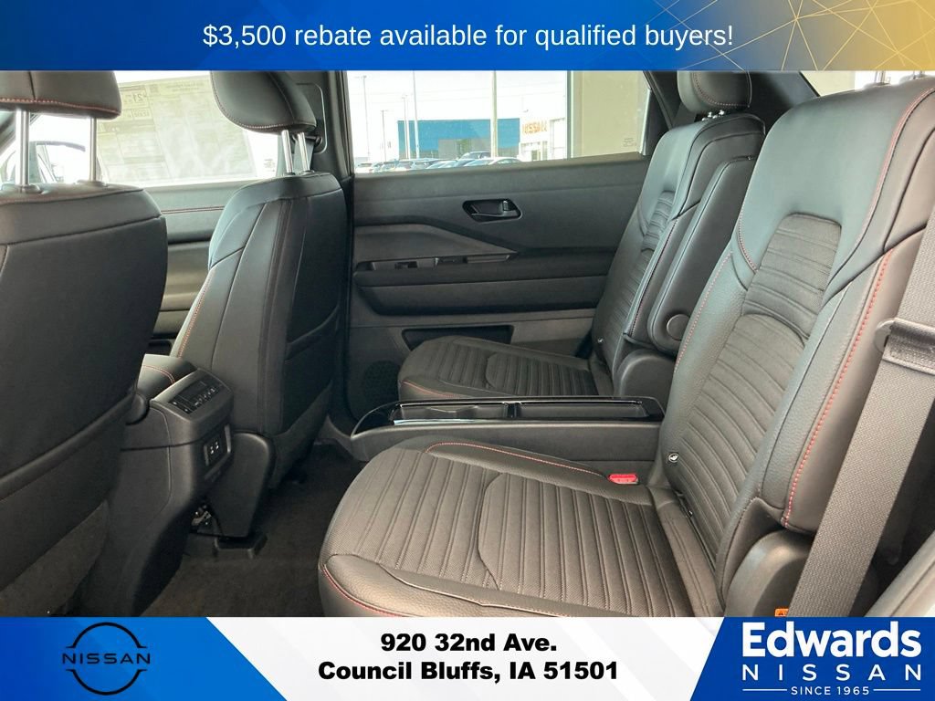 New 2026 Nissan Pathfinder Rock Creek w/ Rock Creek Premium Package AWD/4WD image 14