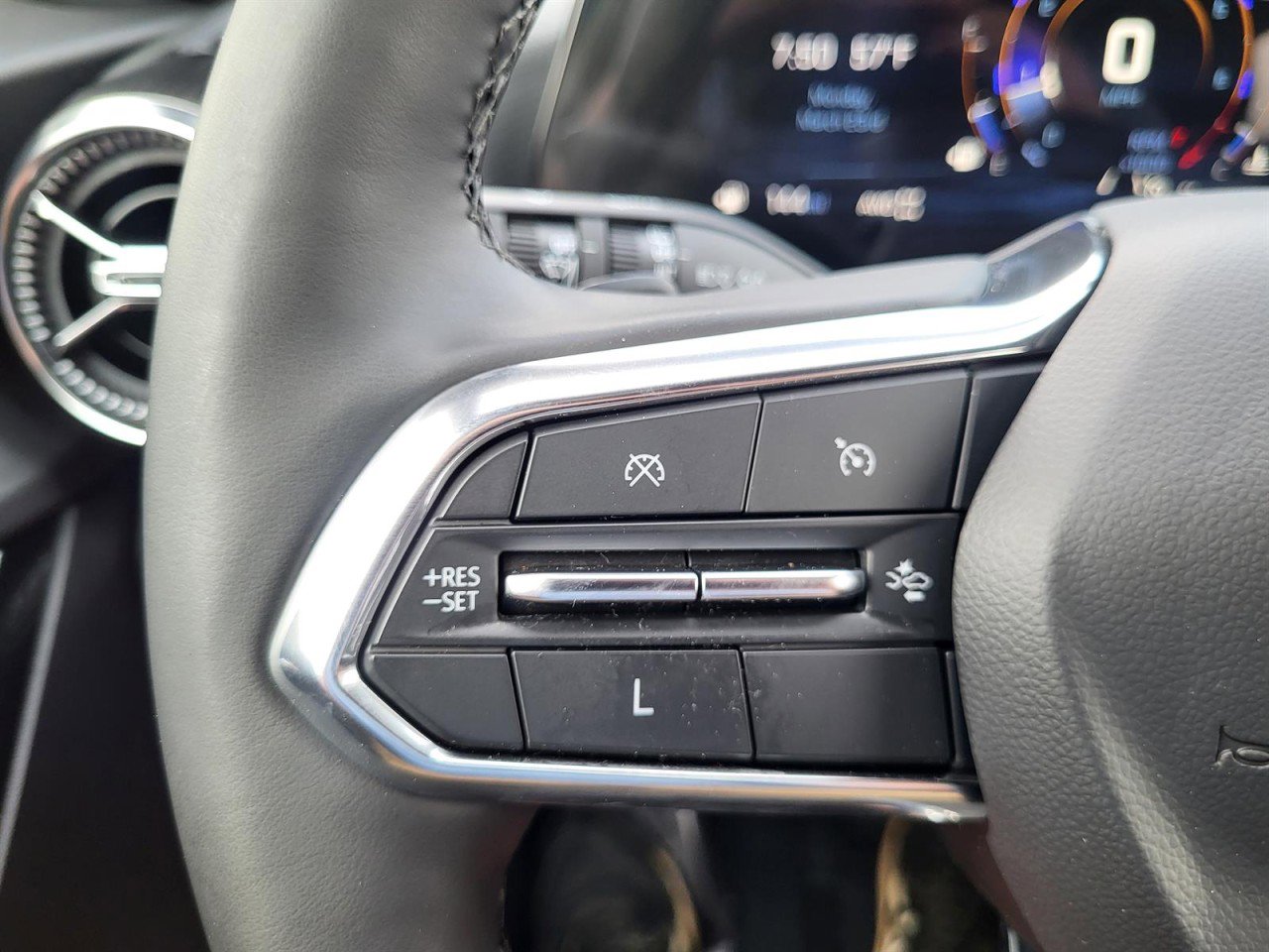 Used 2025 Chevrolet Equinox LT w/ Convenience Package II image 22