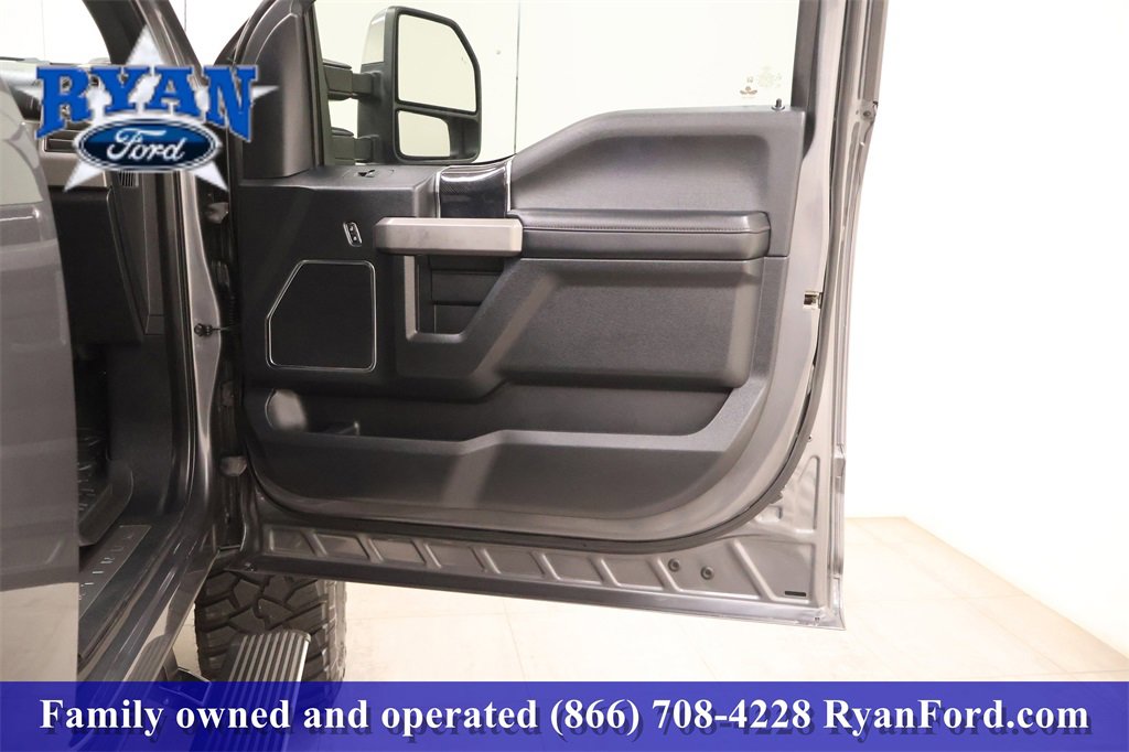 Used 2021 Ford F250 Platinum w/ FX4 Off-Road Package image 16