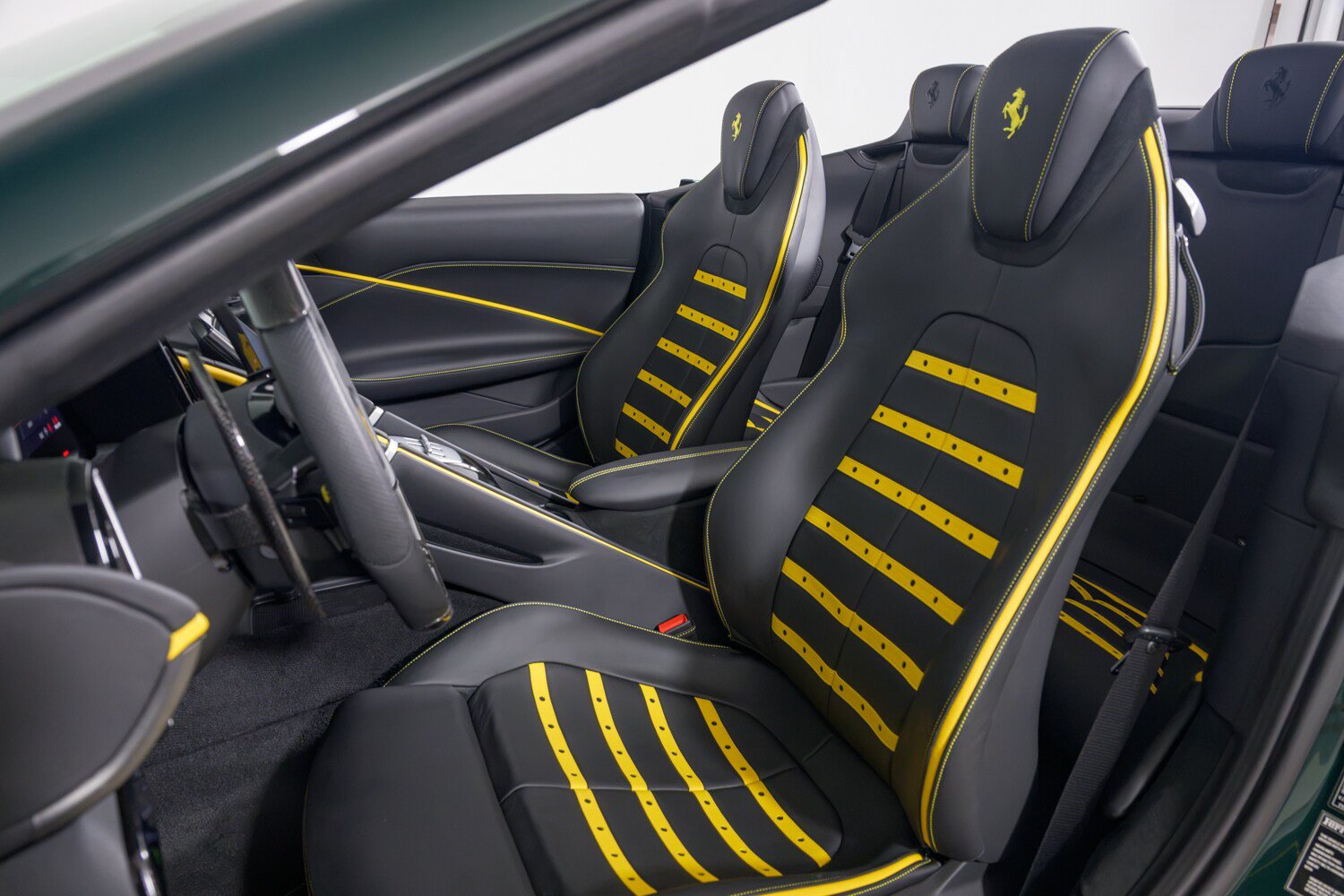 Used 2025 Ferrari Roma Spider RWD image 29