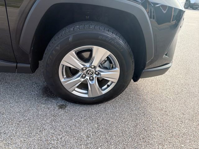 Used 2022 Toyota RAV4 XLE w/ Convenience Package image 46