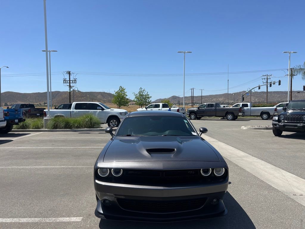 Used 2022 Dodge Challenger R/T w/ Blacktop Package RWD image 3