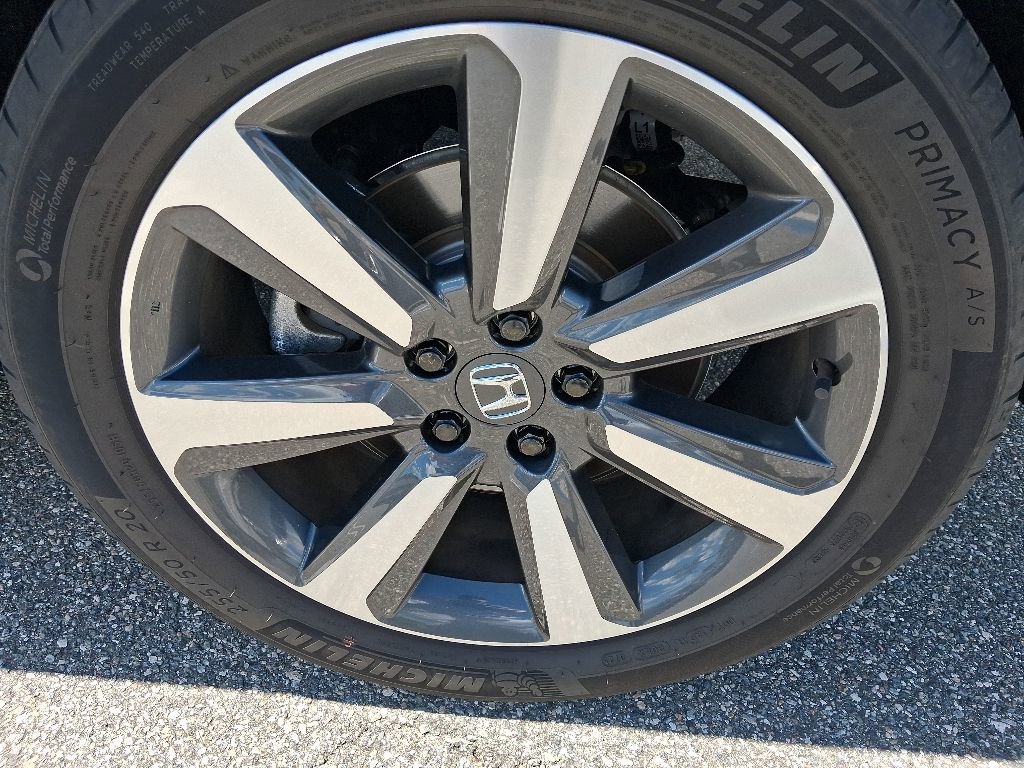 Used 2023 Honda Pilot Touring image 12