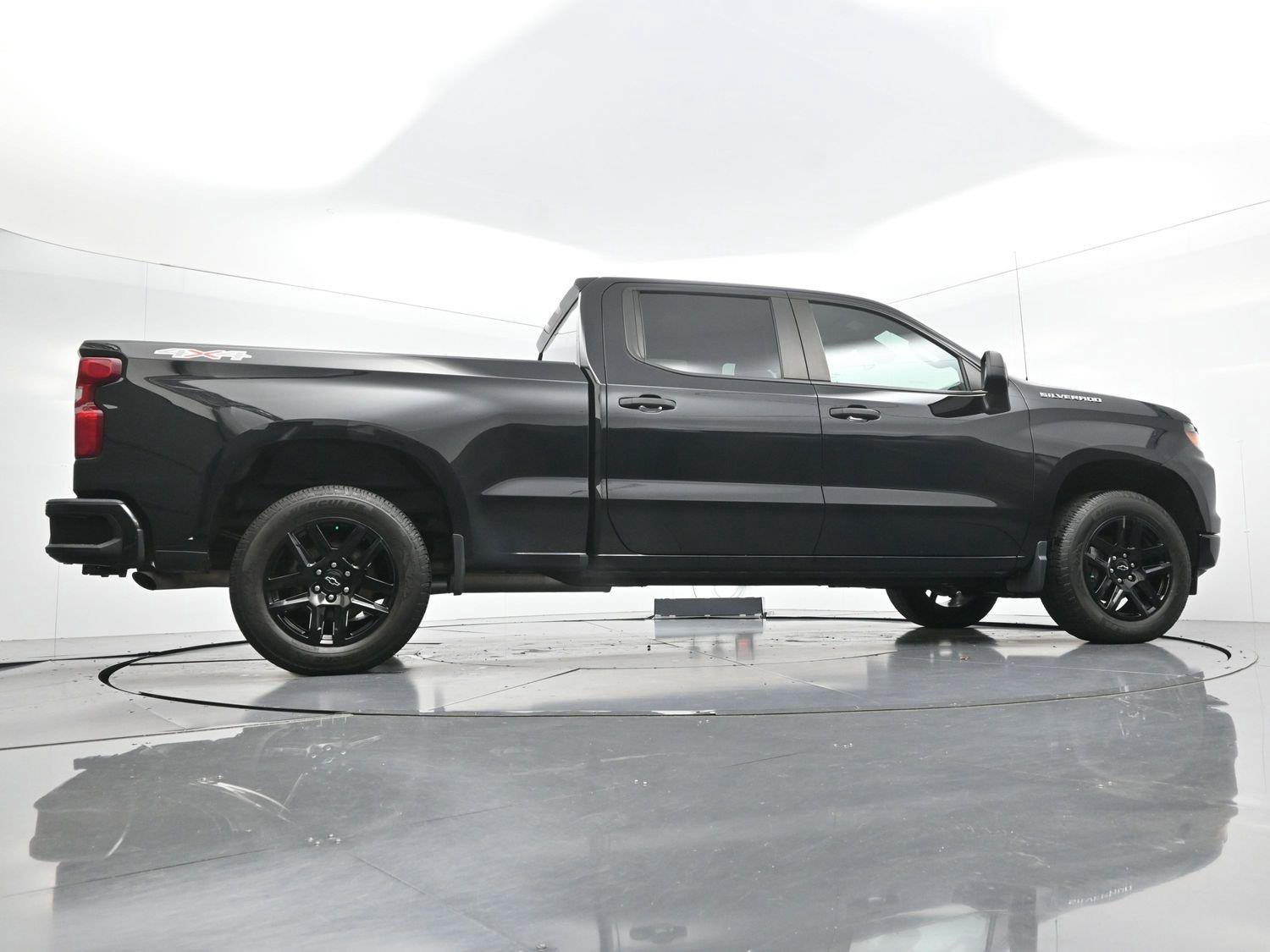 Used 2024 Chevrolet Silverado 1500 Custom AWD/4WD image 48