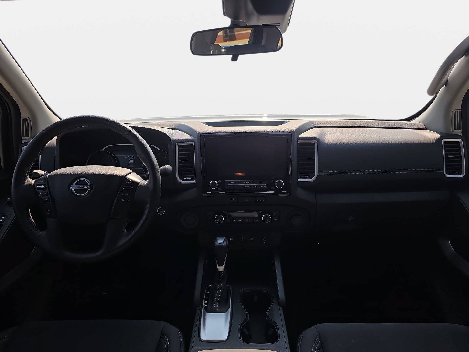 Used 2024 Nissan Frontier SV w/ SV Convenience Package RWD image 9