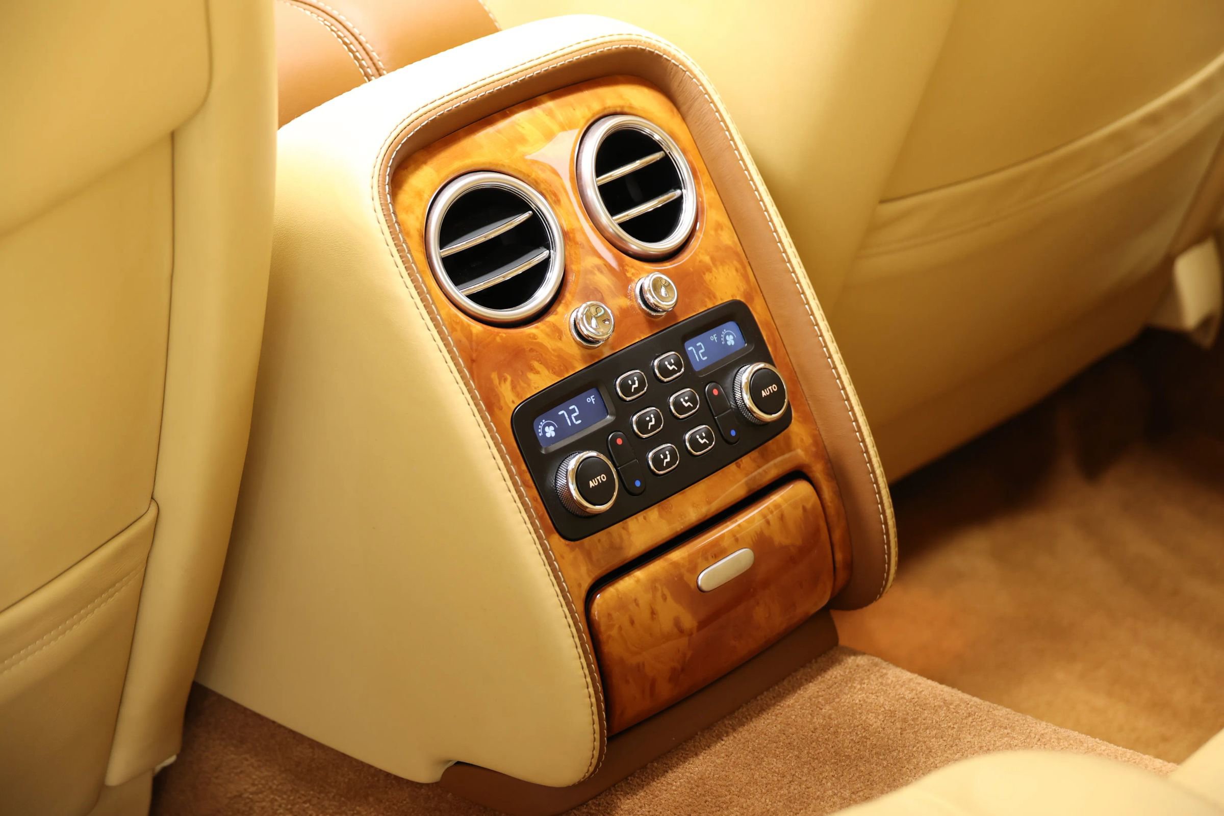 Used 2012 Bentley Flying Spur Flying Spur AWD/4WD image 62