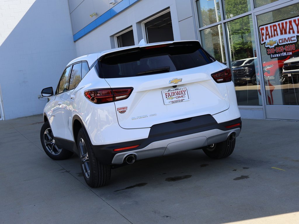New 2025 Chevrolet Blazer LT image 38