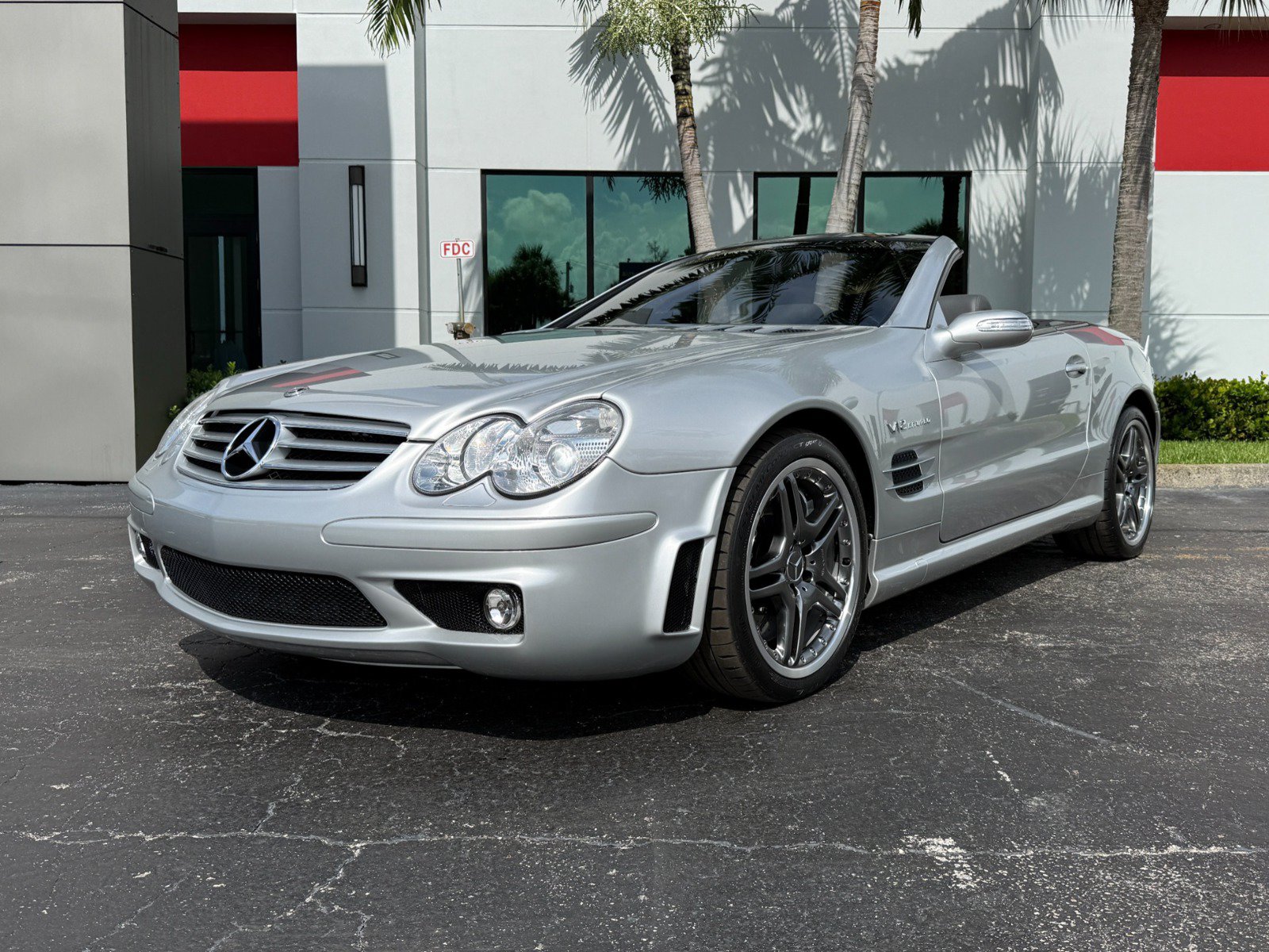Used 2005 Mercedes-Benz SL 65 AMG image 8