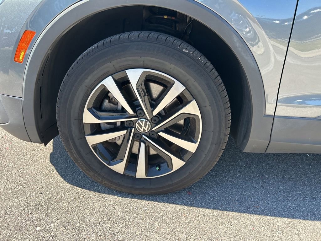 Certified 2022 Volkswagen Tiguan S image 44