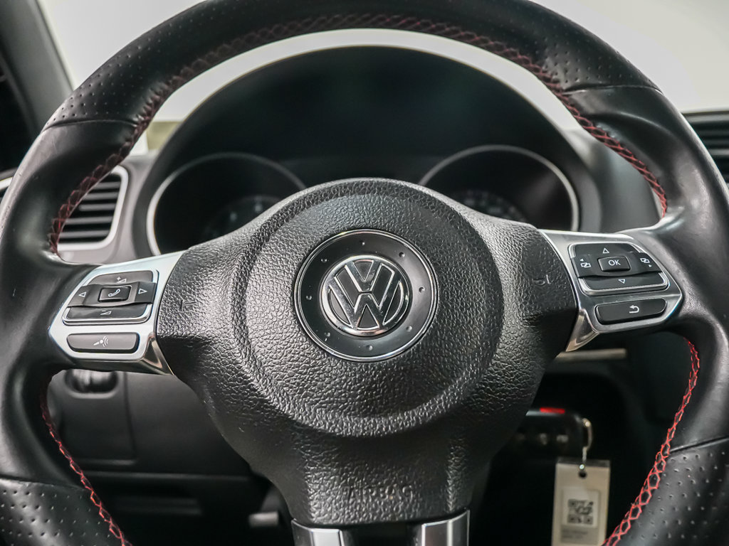 Used 2014 Volkswagen GTI Driver's Edition FWD image 24