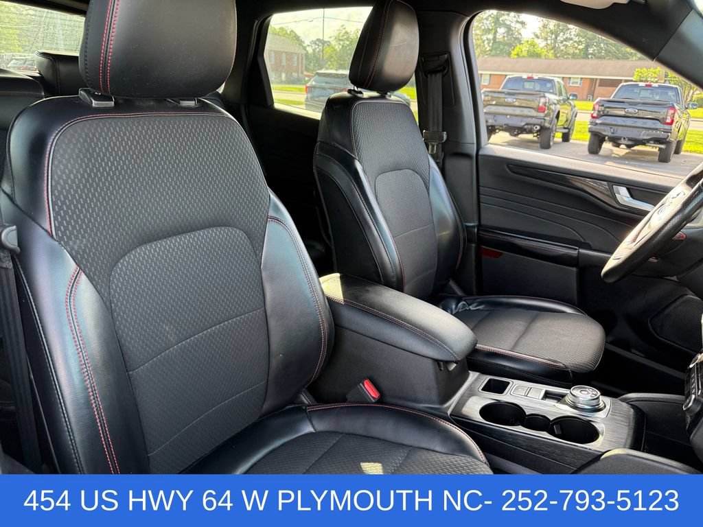 Certified 2023 Ford Escape ST-Line w/ Tech Pack #1 FWD image 20