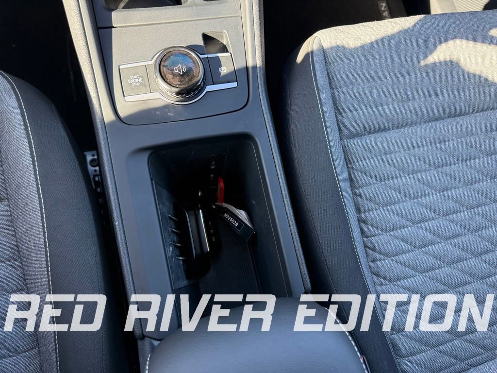 Used 2025 Volkswagen Tiguan S image 25