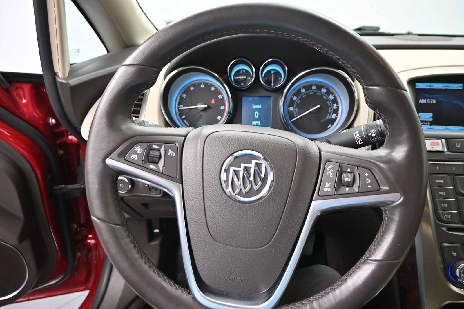 Used 2014 Buick Verano Leather FWD image 12