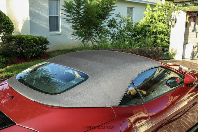 Used 2025 Ferrari Roma Spider RWD image 71
