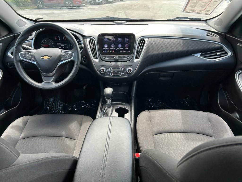 Used 2024 Chevrolet Malibu LT FWD image 11