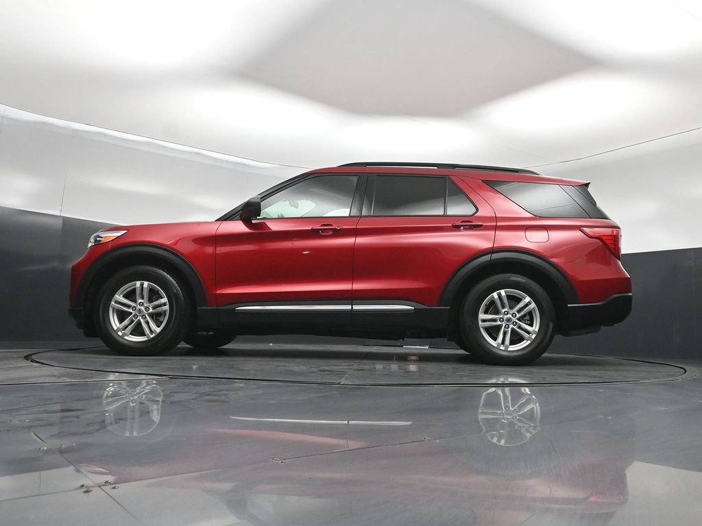 Used 2021 Ford Explorer XLT w/ Equipment Group 202A RWD image 7