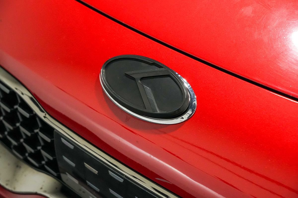 Used 2019 Kia Stinger GT1 RWD image 11