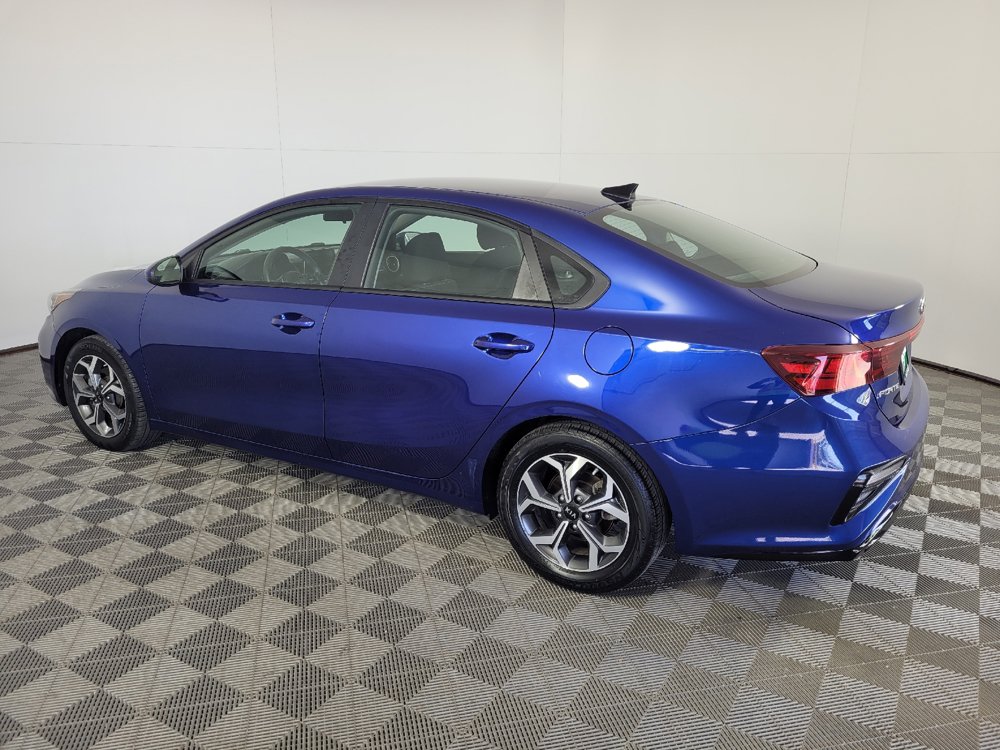 Used 2020 Kia Forte LXS FWD image 3